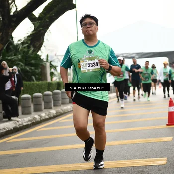 Runner Photo 8585045