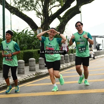 Runner Photo 8585051