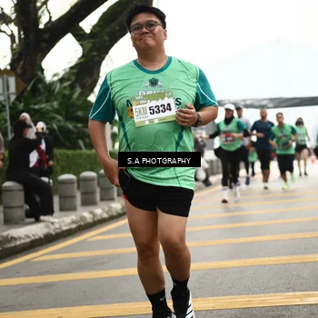 Runner Photo 8585053