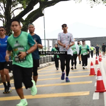 Runner Photo 8585054