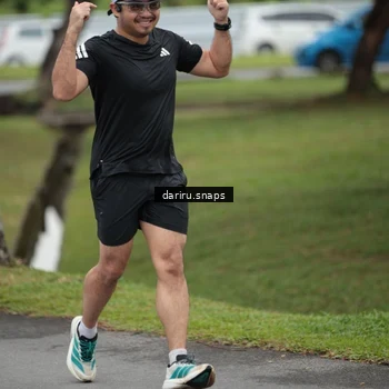 Runner Photo 8585061