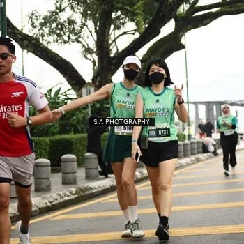 Runner Photo 8585075