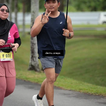 Runner Photo 8585077