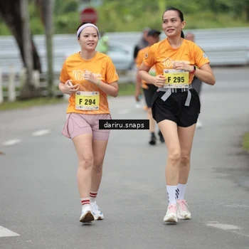 Runner Photo 8585095