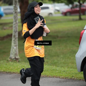 Runner Photo 8585101