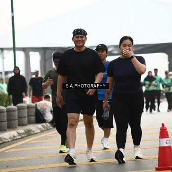 Runner Photo 8585102