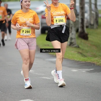 Runner Photo 8585117