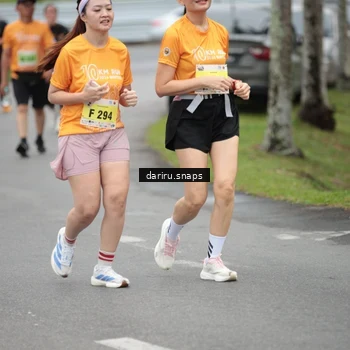 Runner Photo 8585118
