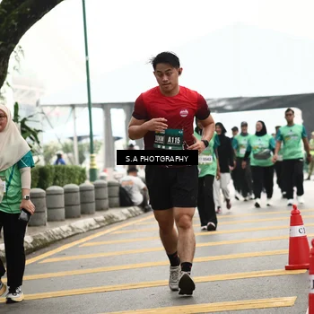Runner Photo 8585134