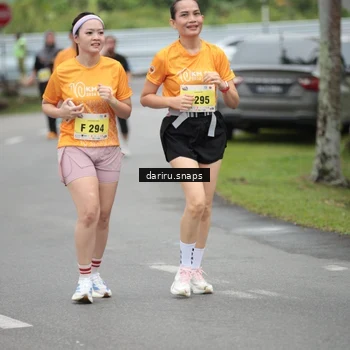 Runner Photo 8585176
