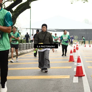 Runner Photo 8585200