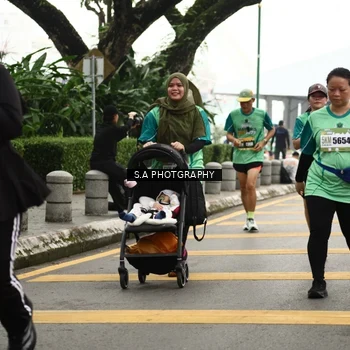 Runner Photo 8585203