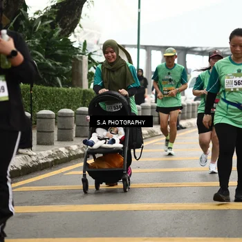 Runner Photo 8585208