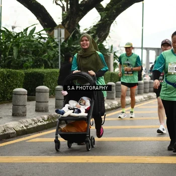 Runner Photo 8585209