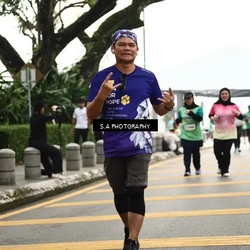 Runner Photo 8585219