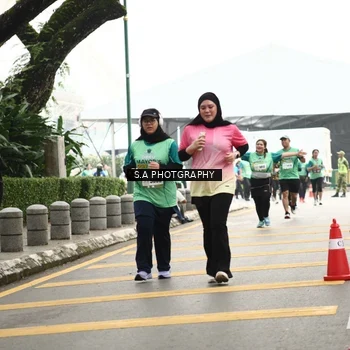 Runner Photo 8585225