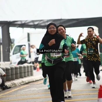 Runner Photo 8585242