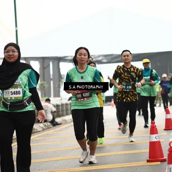 Runner Photo 8585253