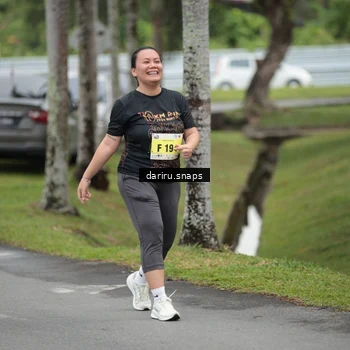 Runner Photo 8585269