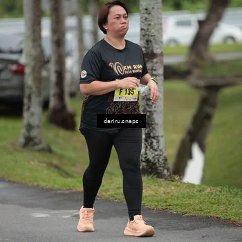 Runner Photo 8585274