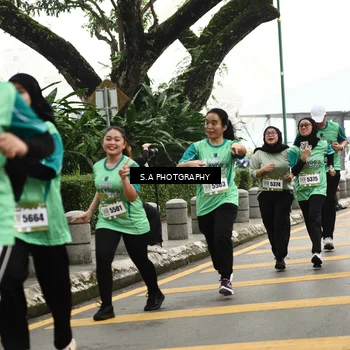 Runner Photo 8585285