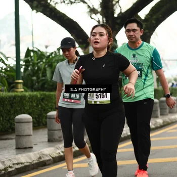 Runner Photo 8585305