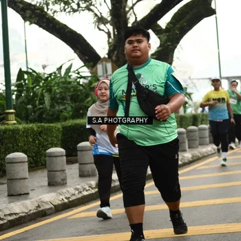 Runner Photo 8585306