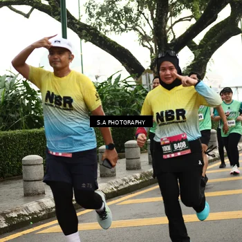 Runner Photo 8585312
