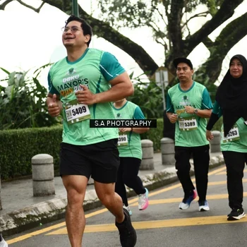 Runner Photo 8585318