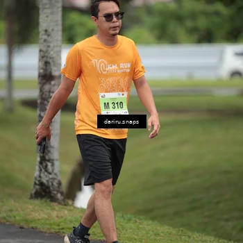 Runner Photo 8585323