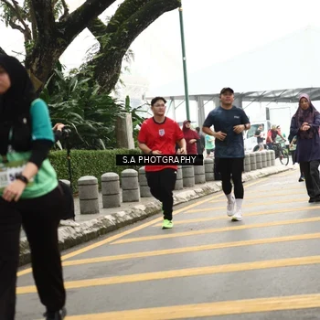 Runner Photo 8585327