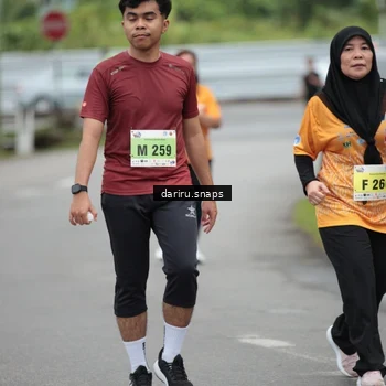 Runner Photo 8585328