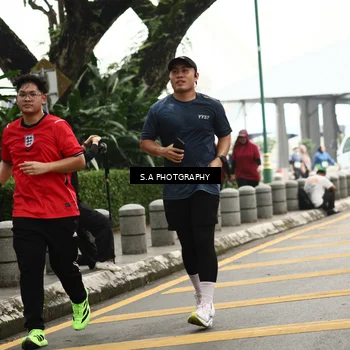 Runner Photo 8585340