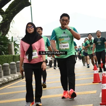 Runner Photo 8585359