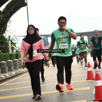 Runner Photo 8585367