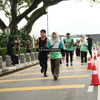 Runner Photo 8585374