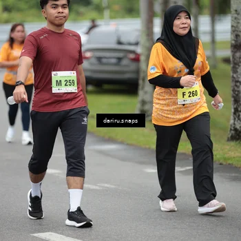 Runner Photo 8585379