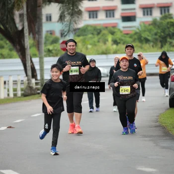 Runner Photo 8585382