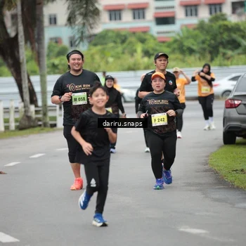 Runner Photo 8585383