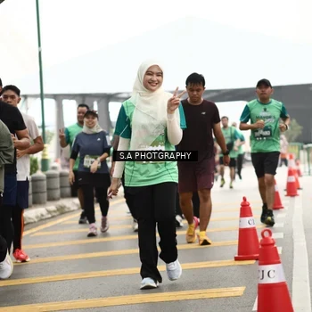 Runner Photo 8585387