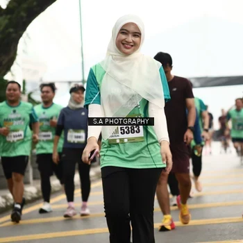 Runner Photo 8585391
