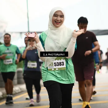 Runner Photo 8585398
