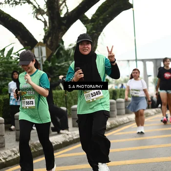 Runner Photo 8585427