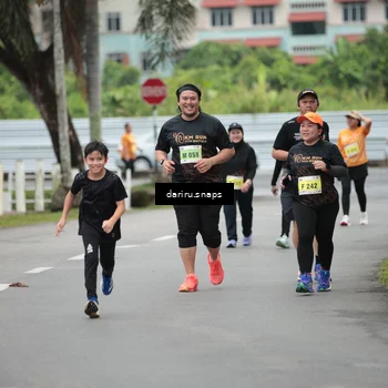 Runner Photo 8585430