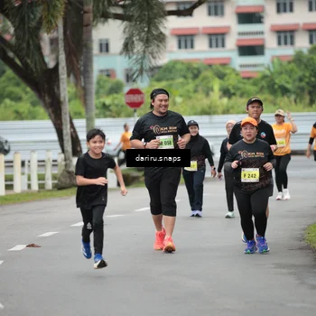 Runner Photo 8585436