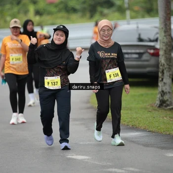 Runner Photo 8585471