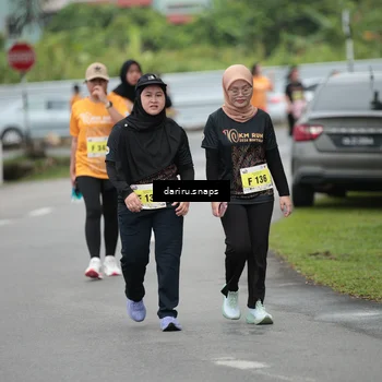 Runner Photo 8585479
