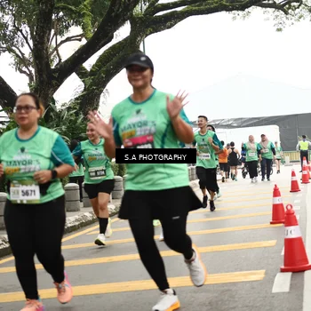 Runner Photo 8585518