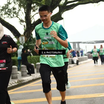 Runner Photo 8585526