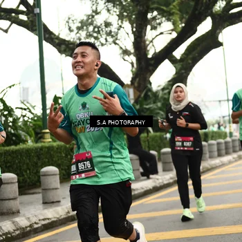 Runner Photo 8585535